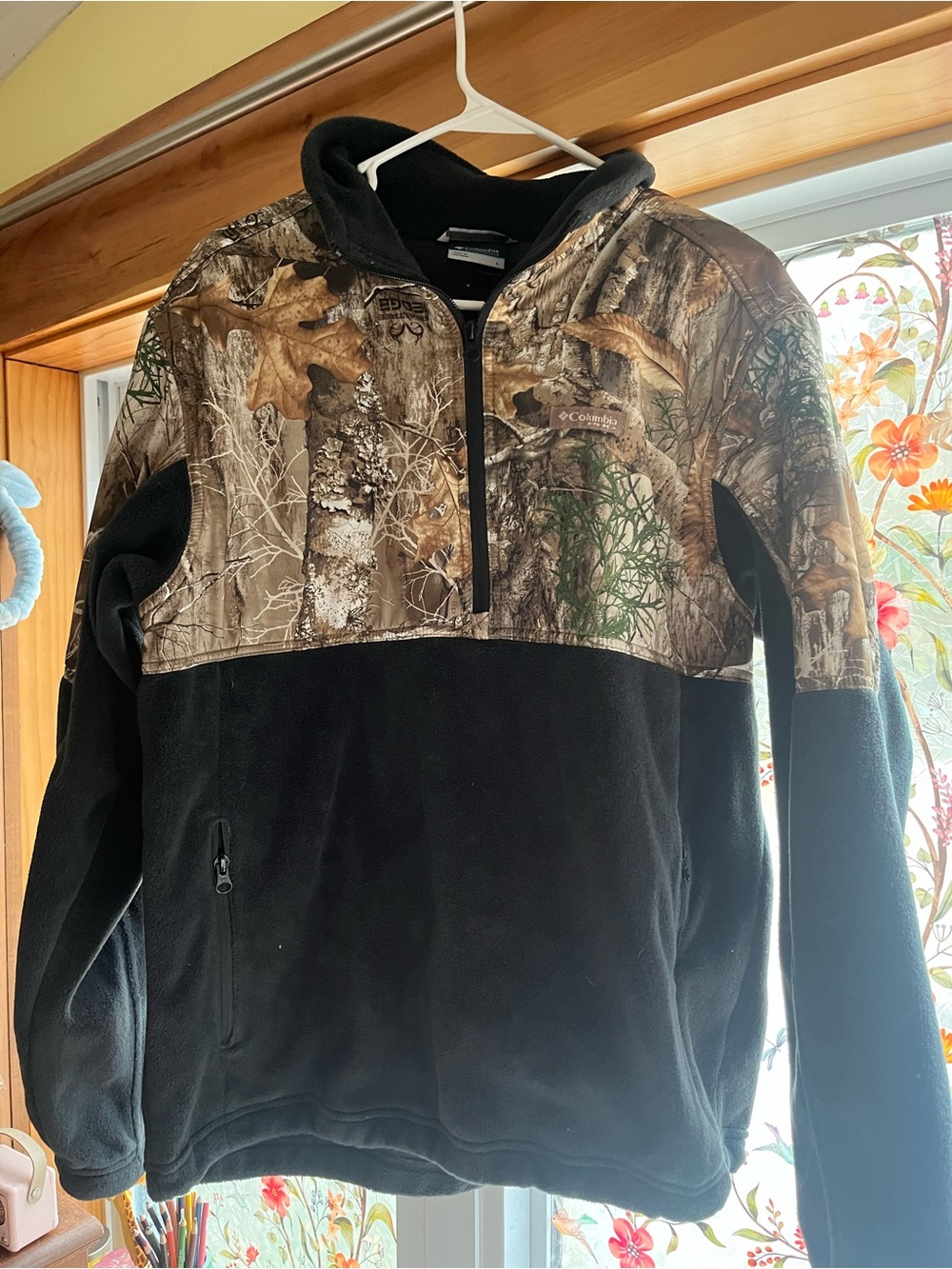 Columbia Black Fleece Half-Zip Pullover